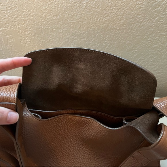 Cuyana Tan Crossbody Bag - Picture 13 of 16